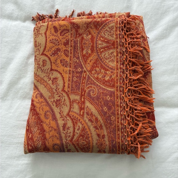 Paisley Patterned Textile - Picture 8 of 12